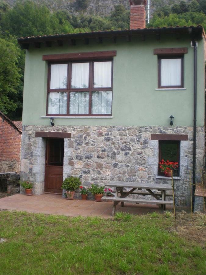 Vivienda Vacacional La Poza La Brana 라네스 외부 사진